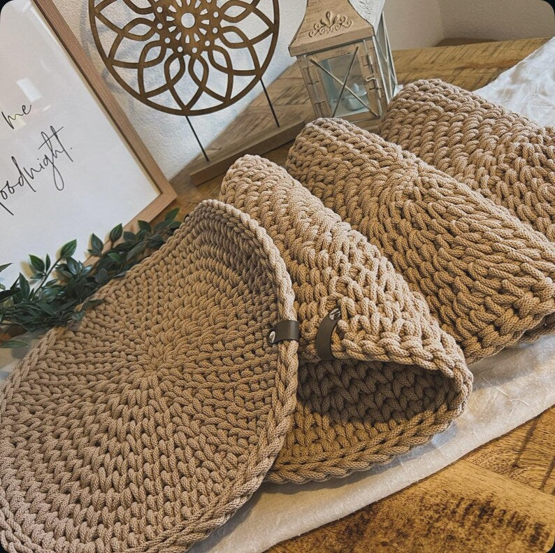 Rundes Platzset gehäkelt aus Baumwollkordel, 25-40 cm, Einzelstück oder Set