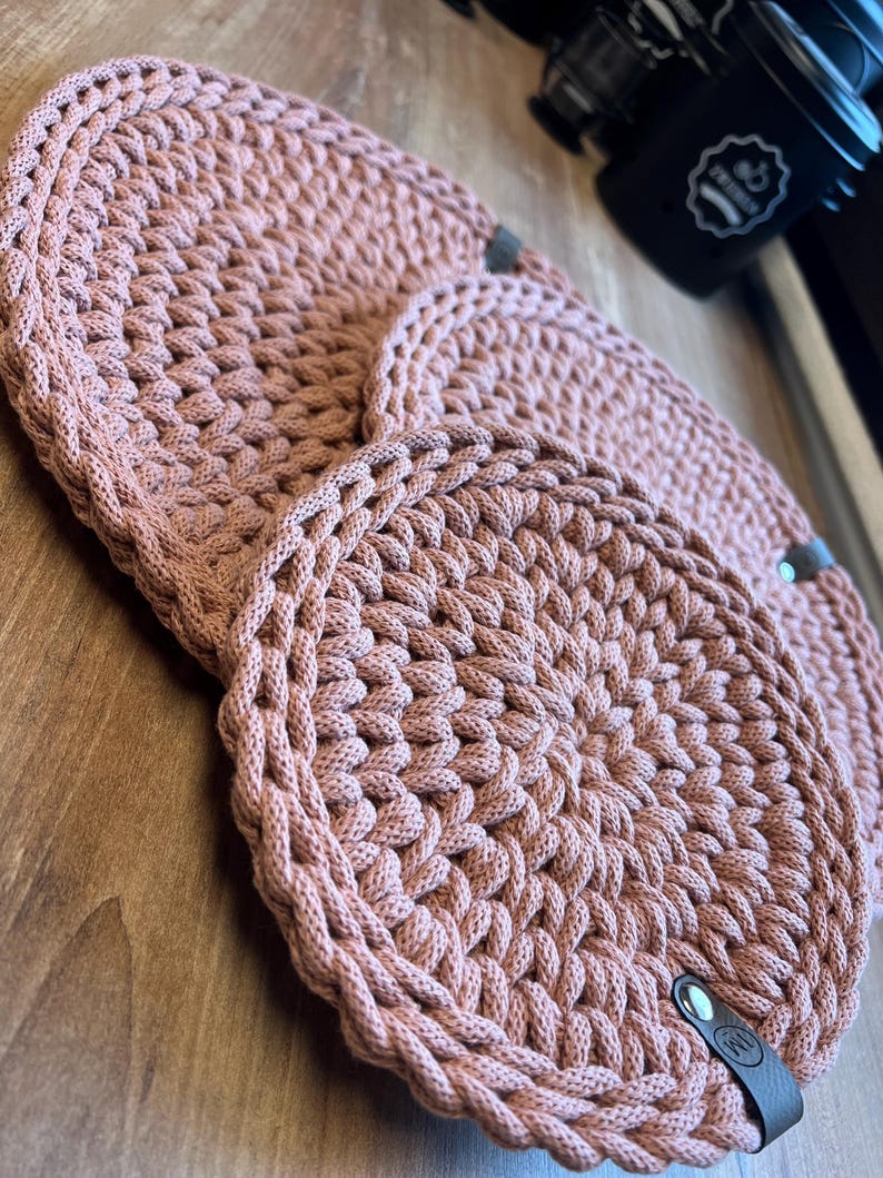 Rundes Platzset gehäkelt aus Baumwollkordel, 25-40 cm, Einzelstück oder Set