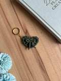 Herz Schlüsselanhänger Gehäkelt, Taschenanhänger, 6 cm Breite, Baumwolle, Silberner oder Goldener Ring