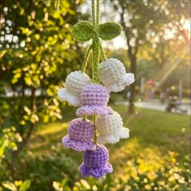 Handgehäkelter Maiglöckchen-Anhänger, Taschenanhänger, Autoanhänger, Schlüsselanhänger, 6-Blüten-Design, verschiedene Farben