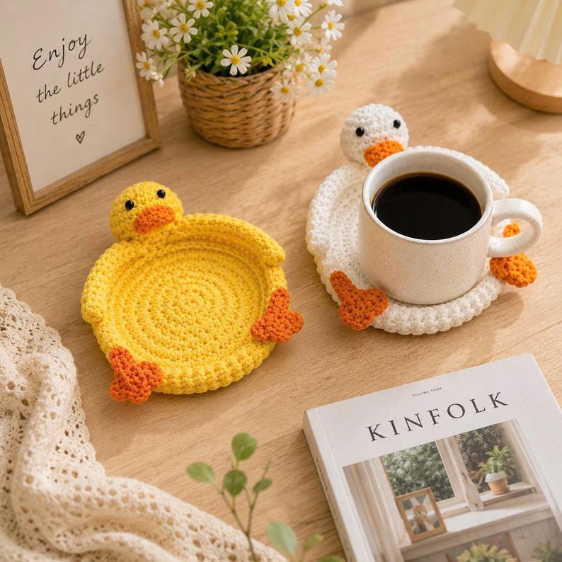 Gehäkelter Enten Untersetzer & Schmucktablett – Amigurumi Enten-Gericht für Kaffee, Tee, Schreibtisch-Organizer