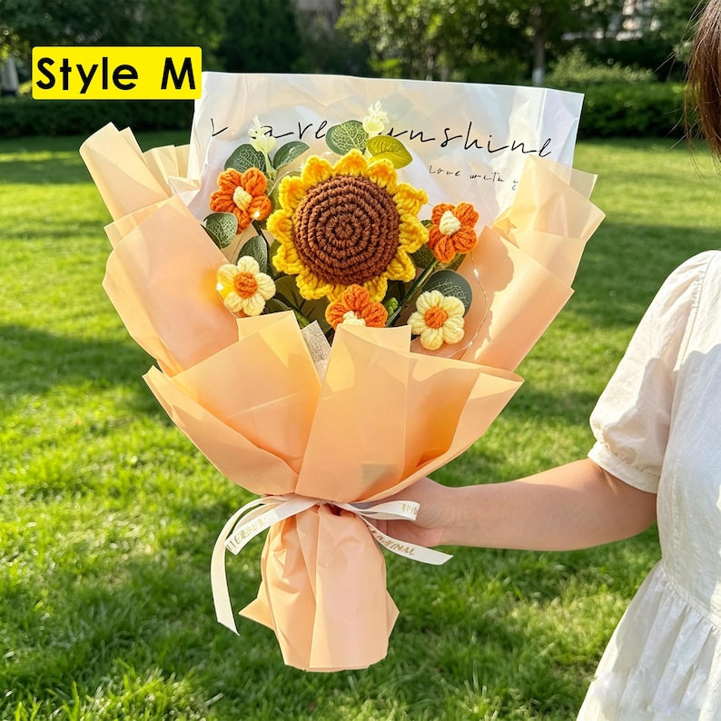 Handgehäkelte Blumensträuße, gestrickte Blumenornamente