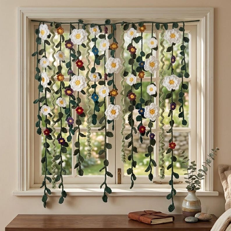 Handgehäkelter Gänseblümchen-Vorhang, botanischer Fenstervorhang, Cottagecore-Dekoration, weiß-grün