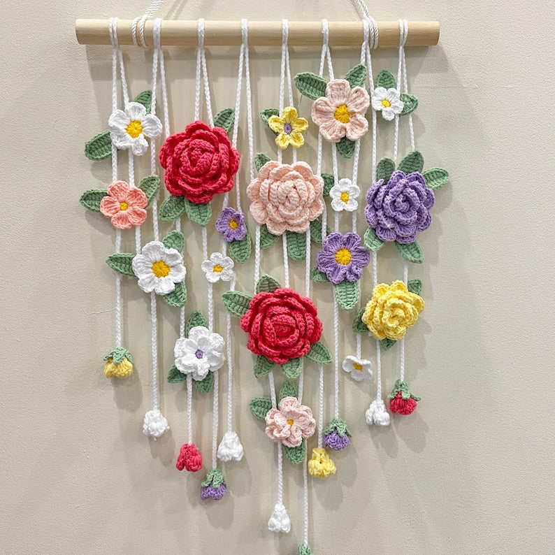 Handgefertigte Häkelblume Wandbehang, Boho Blumengirlande, 40x60 cm, Mehrfarbig