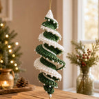 Gehäkelter Weihnachtsbaum-Spiralanhänger, 42,5 cm