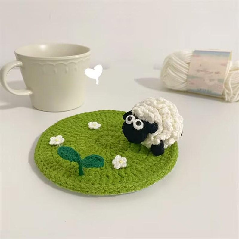 4er Set Handgehäkelte Schaf-Untersetzer, Baumwolle, Lamm Tassenuntersetzer, 3D Tiermotive, Cottagecore Deko