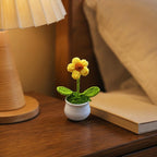 Handgehäkelte Miniatur-Topfblumen- und Pflanzenornamente, 6 cm groß