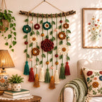 Häkelarbeiten, florale Wandbehänge, Wanddekorationen im Bohème-Stil, gehäkelte Kränze